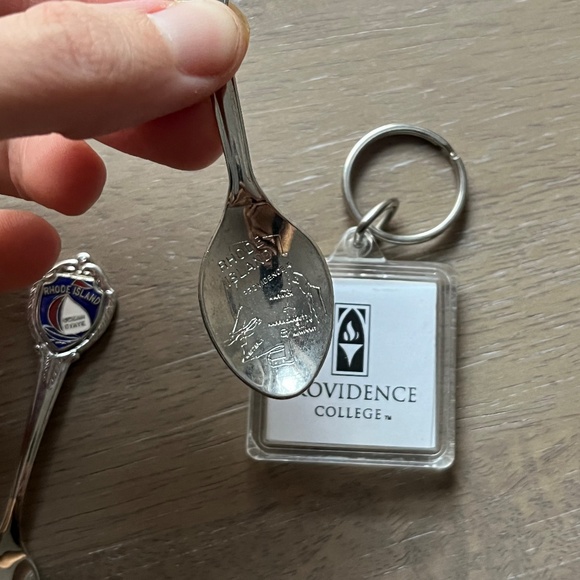 MUST GO Rhode Island Souvenirs - Two Spoons & Keychain - Picture 3 of 4